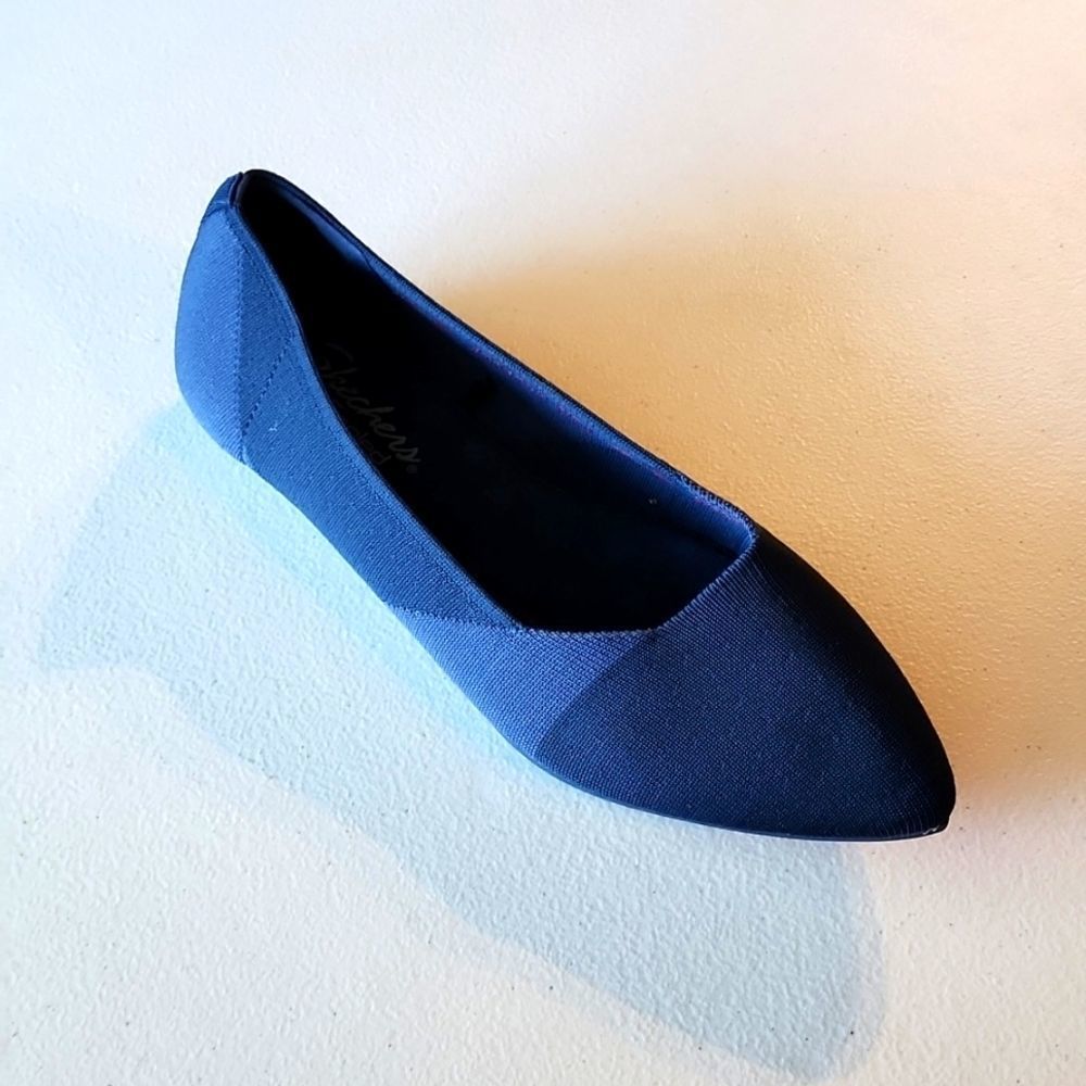 New Sketchers  Cleo Point Flats in Navy, Size 6.5